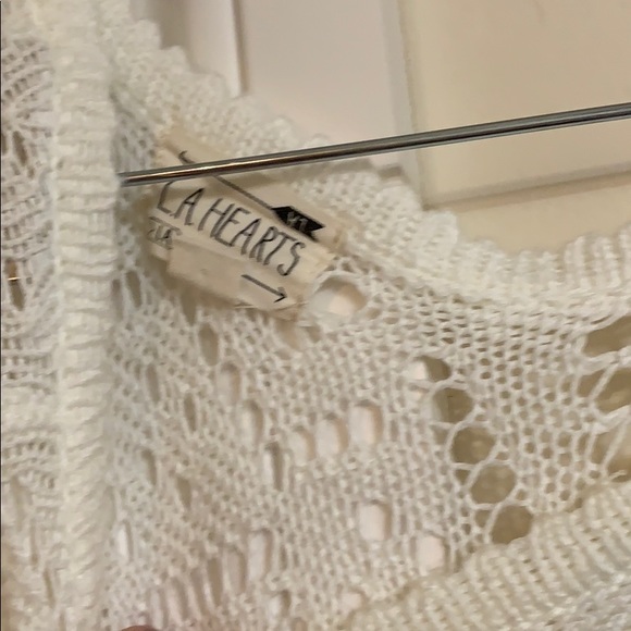 LA hearts white poncho sweater - Picture 2 of 2